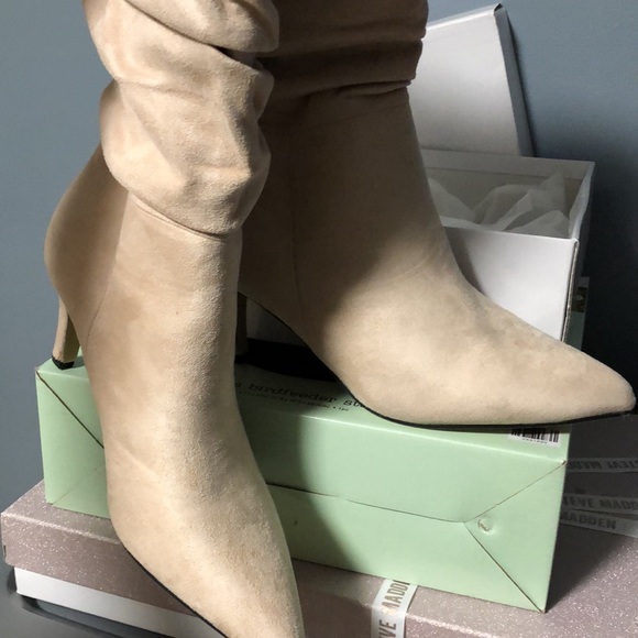 Cream colored High heel faux suede mid calf boots - Picture 5 of 6